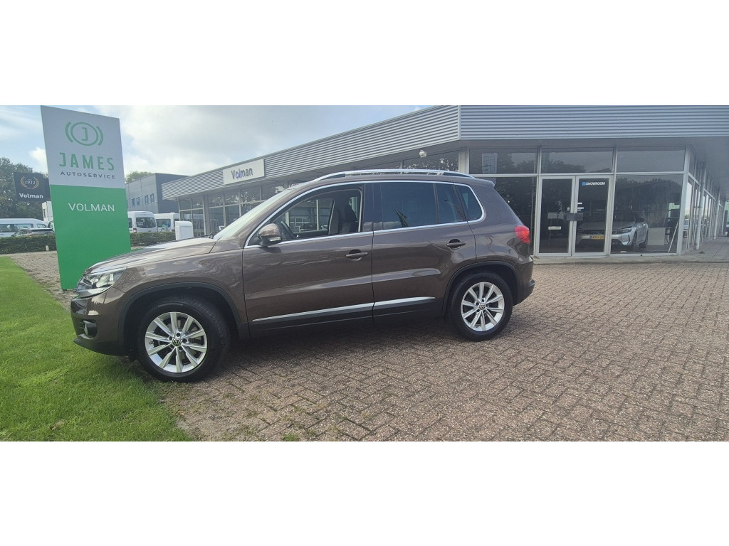56657562